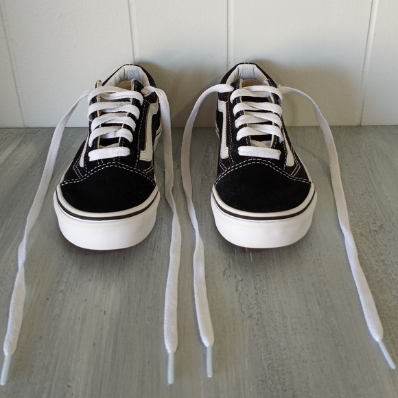 Vans Oldskool Skateboard Sneakers Shoes Kids Size 1 - Picture 8 of 15